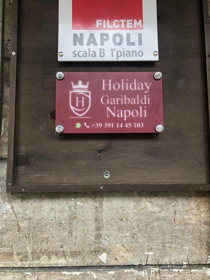 Bed and breakfast Holiday Garibaldi Napoli Extérieur photo